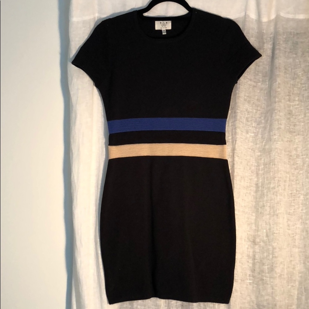 Body con knit dress with stripe and mesh